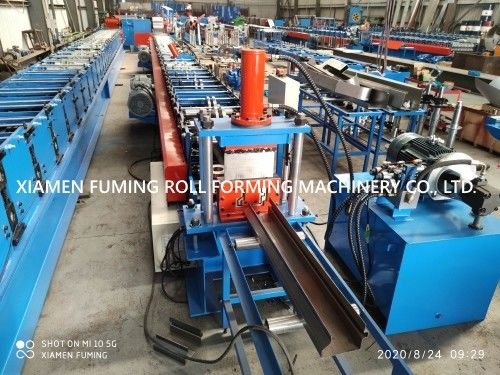 Auto Container House Roll Forming Machine Precision Voor Container Bottom Beam